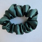 Šilkinė plaukų gumytė „Smaragdas“ – 3 cm – 2